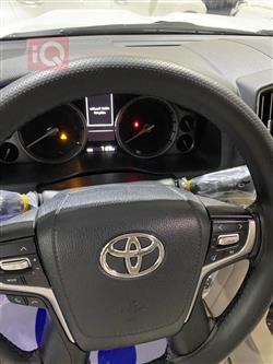 تۆیۆتا لاند کروزەر